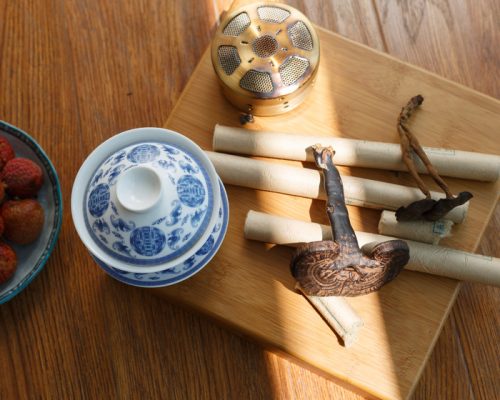 Chinese medicine moxibustion scene